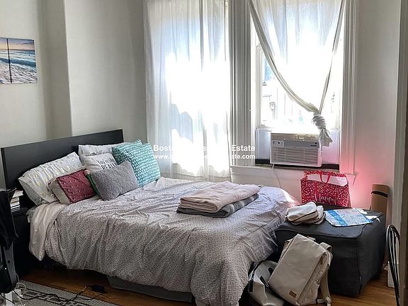 108 Myrtle St. #14 Boston - Beacon Hill Unit Photo 2