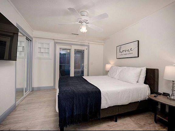 lease term: 1 year
tenant pays all the utilities, maintain the lawn
owner pays for quarterly pest control
refundable security deposit: $2950, plus first month rent of $2950 plus refundable pet deposit of $500 per pet REQUIRED AT THE TIME OF SIGNING