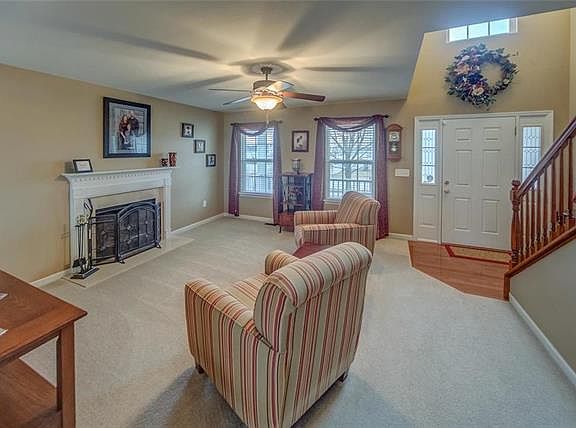 3rd image of 701 Terra Springs Way Dr