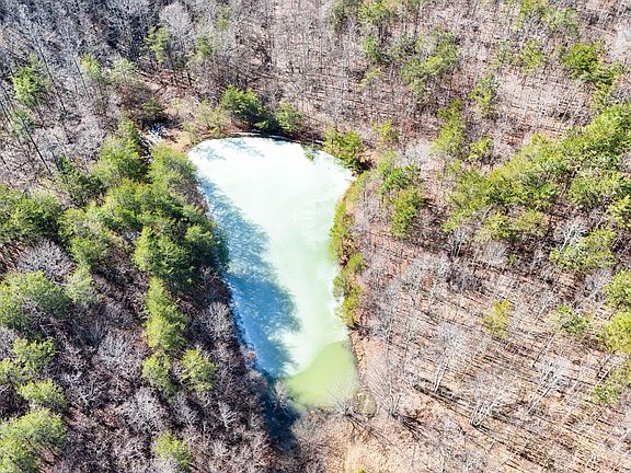 5th image of 851 Smith Rd