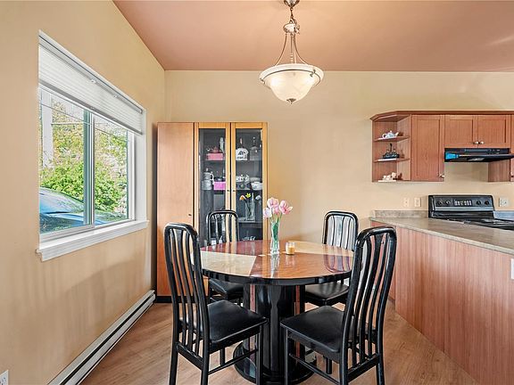 4th image of 2901 Harriet Rd