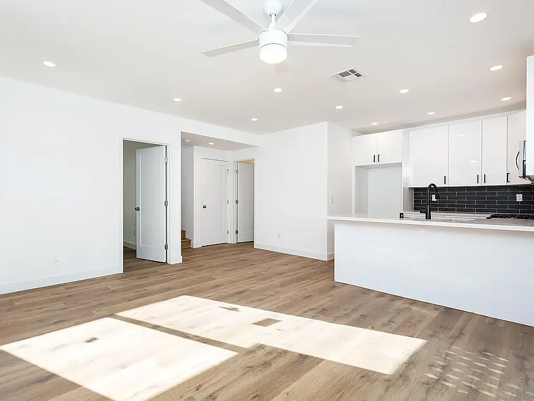 5721 Campanile Way — Photo 17