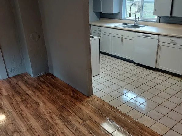 2535 SW 49th St, Corvallis, OR 97333