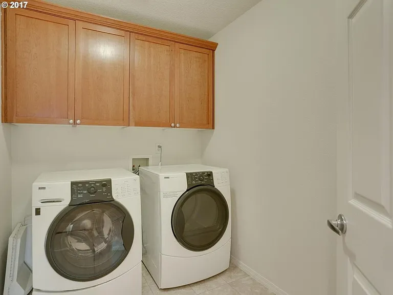 13583 NW Henninger Ln — Photo 24