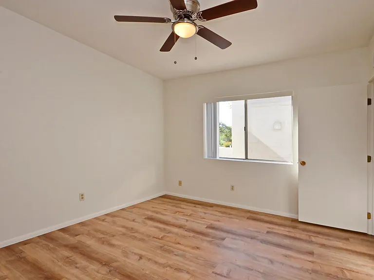 Large Bedroom #3