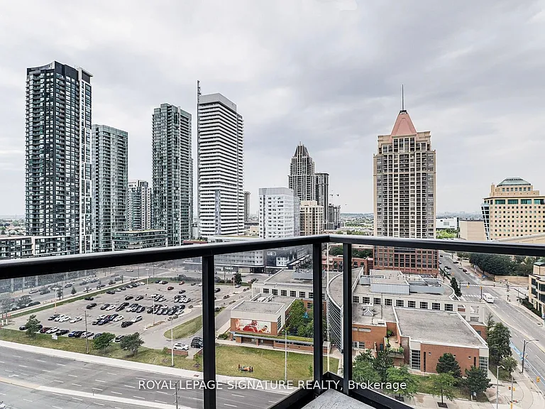 330 Burnhamthorpe Rd W #1602 — Photo 10