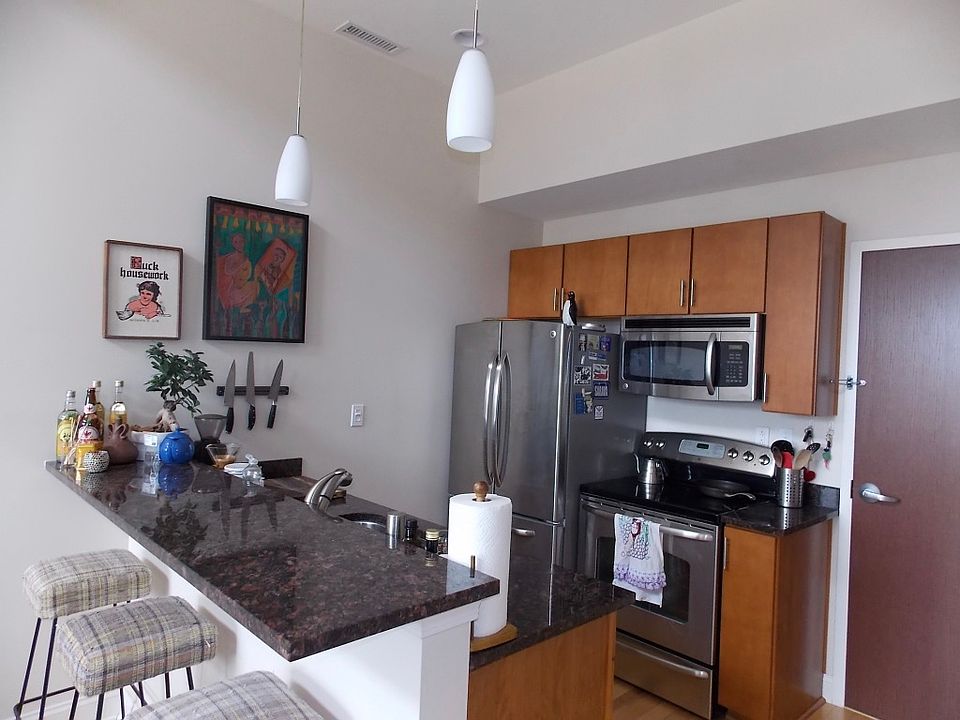 1st image of 55 E College St APT 307