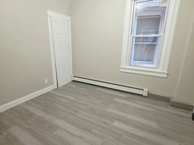 212 Bidwell Ave #1A — Photo 5