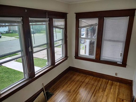 5th image of 66 Kenefick Ave
