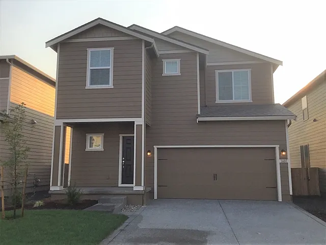 4 bed, 2.5 bath, 2175 sqft, $3,025 — Photo 1
