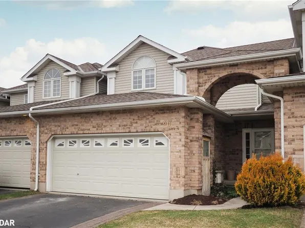 30 Candle Cres, Kitchener, ON N2P 2K7