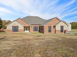 1152 Lester Burt Rd, Farmersville, TX 75442