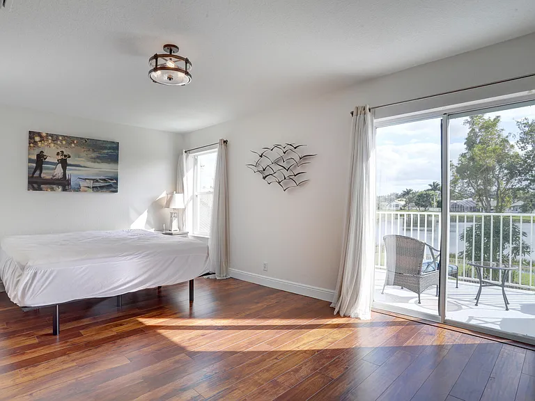 4018 Bluff Harbor Way — Photo 17