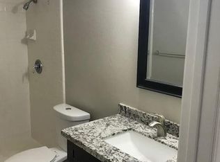 2226 Pacific Ave APT A, Costa Mesa, CA 92627