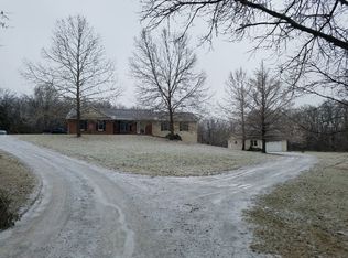 7850 W Gray Rd, Harrisburg, MO 65256