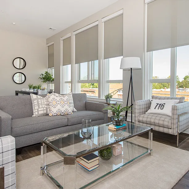 2 bed, 1140 sqft, $2,460 — Photo 4