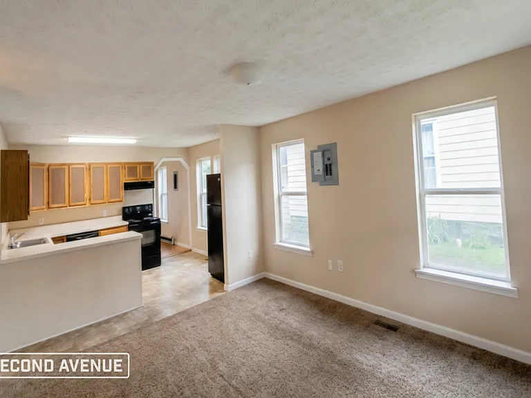 260 W Taylor St — Photo 4