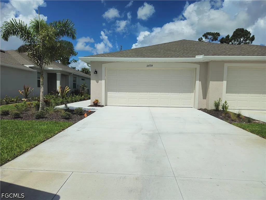 2 bed, 2.0 bath, 1564 sqft, $2,300 — Photo 2