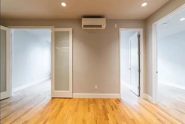 Rented by Rennit Inc. | media 26