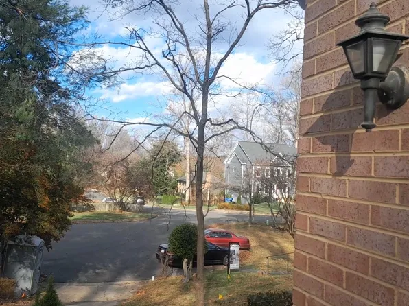 (undisclosed Address), Falls Church, VA 22042