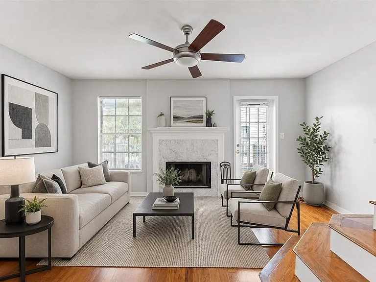 502 S Willow Ave #6 — Photo 2