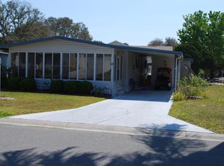 814 Royal Palm Ave, Lady Lake, FL 32159