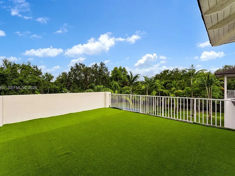 11275 SW 64th Ave — Photo 24