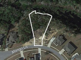 492 Mango Ln, Freeport, FL 32439