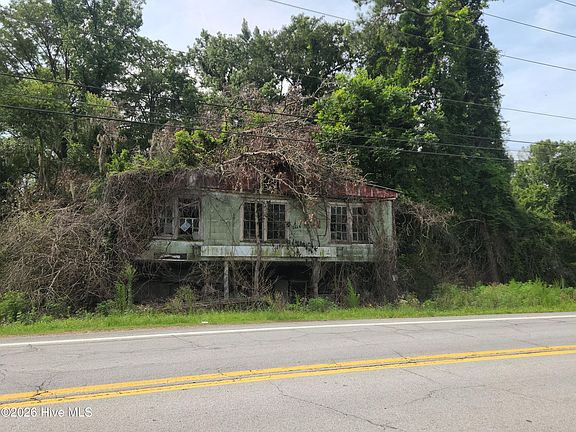 4th image of 1209 Brices Creek Road