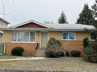 5617 W 87th Pl, Oak Lawn, IL 60453