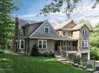 322 Old Mill Rd, Saint James, NY 11780