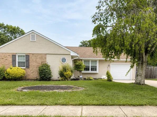 966 N Beecham Rd, Williamstown, NJ 08094