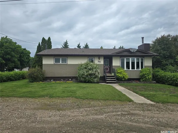 700 Saskatchewan AVENUE, Grenfell, SK S0G 2B0