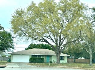 1904 38th St W, Bradenton, FL 34205