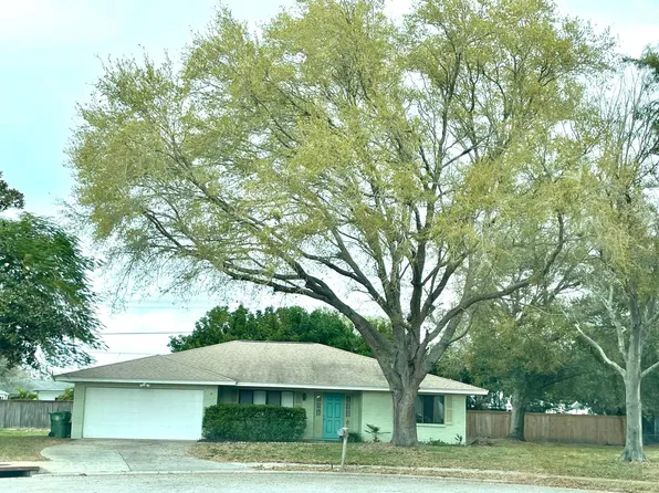 1904 38th St W, Bradenton, FL 34205