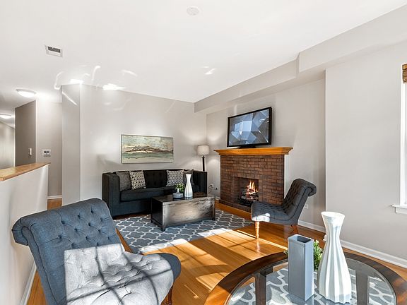 5th image of 7321 N Honore St #1