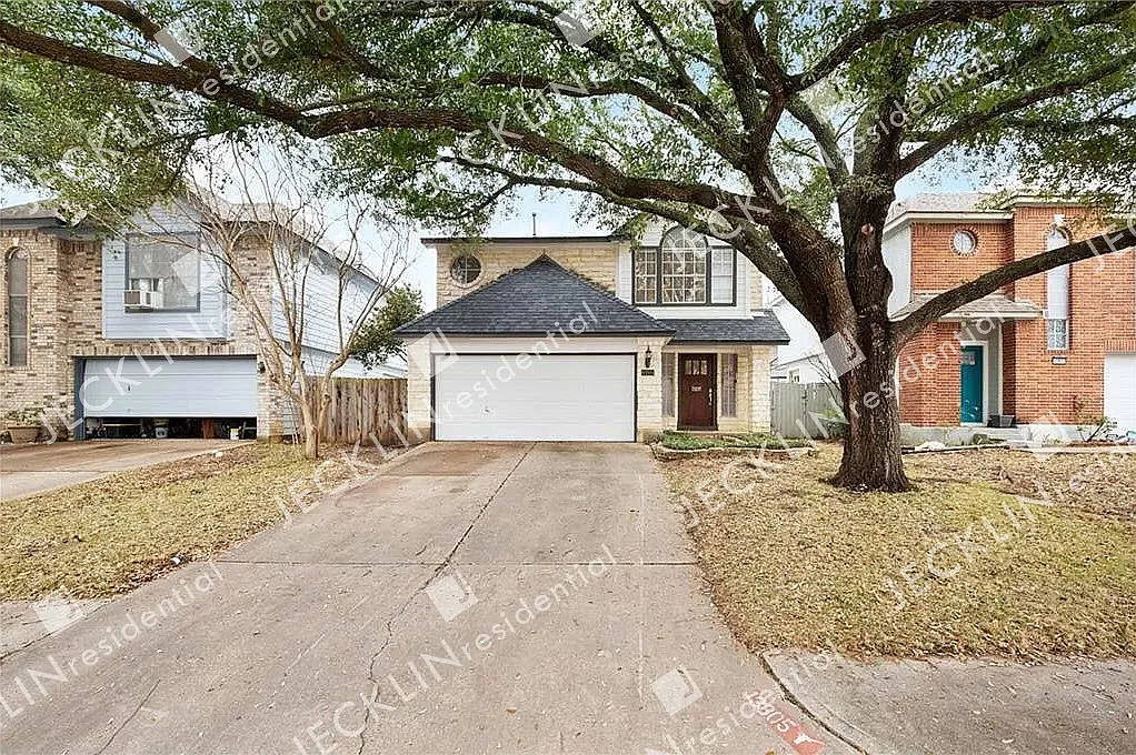 13805 Lothian Dr — Photo 2