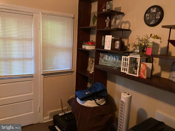 4th image of 35 N Cannon Dr