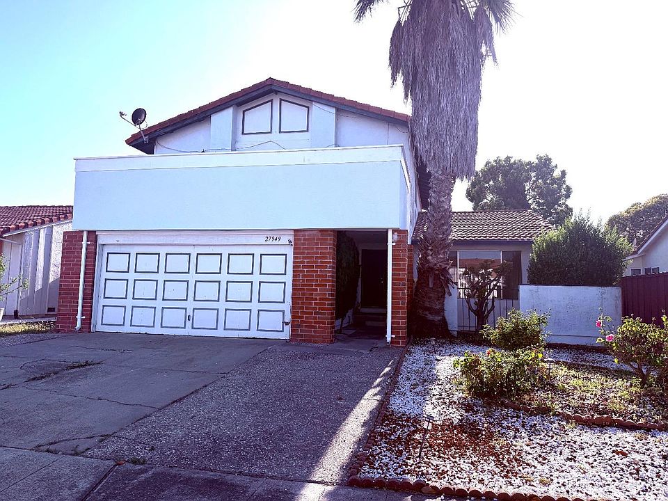 1st image of 27949 Emerson Ave