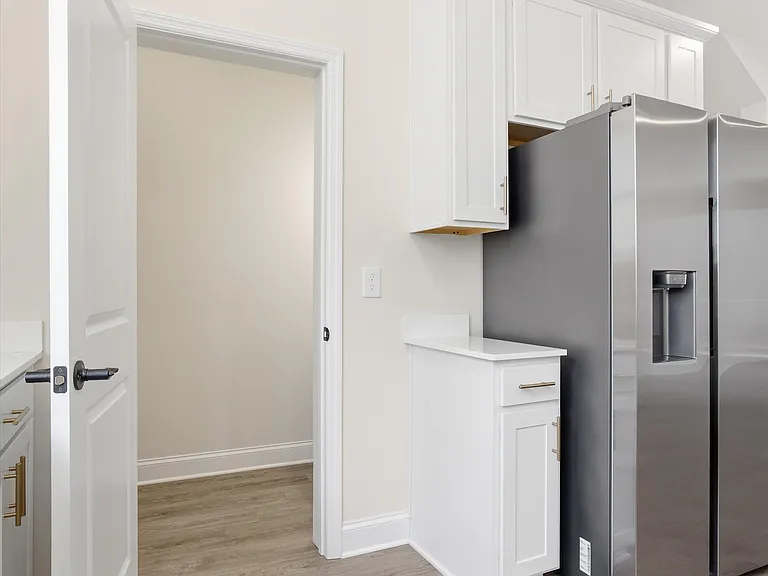 5706 Sofias Cir — Photo 16