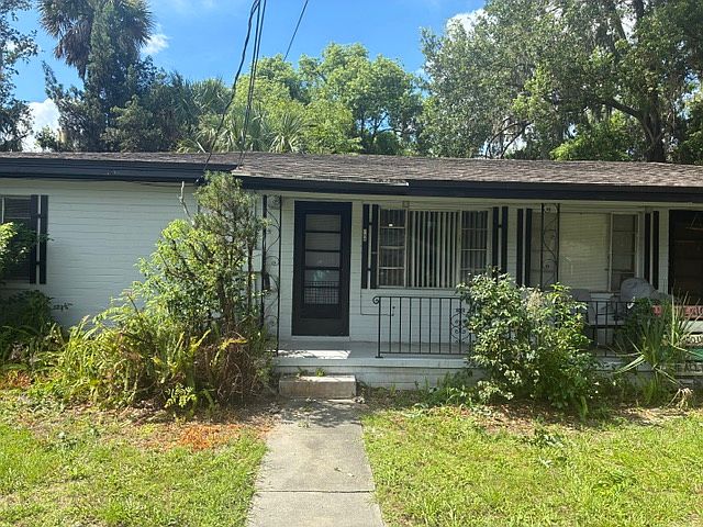 1st image of 144 E Esther St