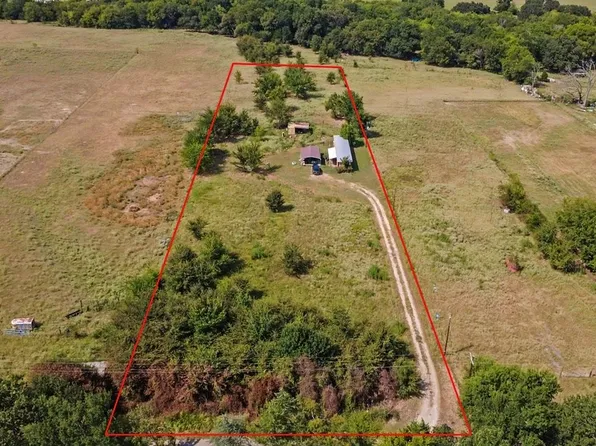 2675 County Road 1165, Brashear, TX 75420