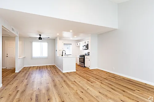 Floor plan 302