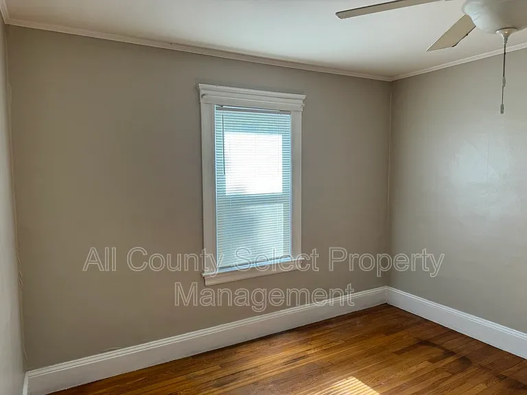 195 Jefferson Ave #1 — Photo 8