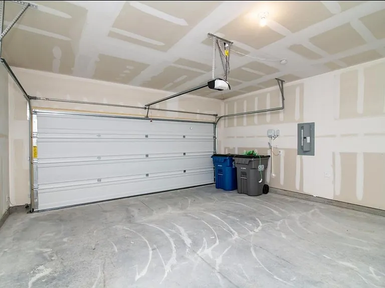 4909 Woodloch Dr — Photo 20