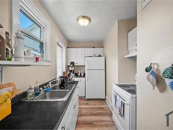 708 Herron Ave APT 1, Verona, PA 15147