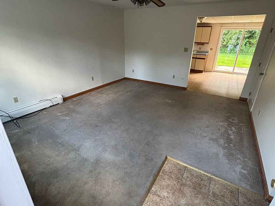 1st image of 224 Salmon River Rd #2