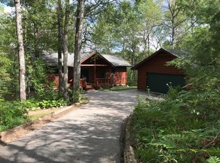 4984 Lake Dr, Lewiston, MI 49756