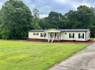 1511 Hattons Ford Rd, Townville, SC 29689