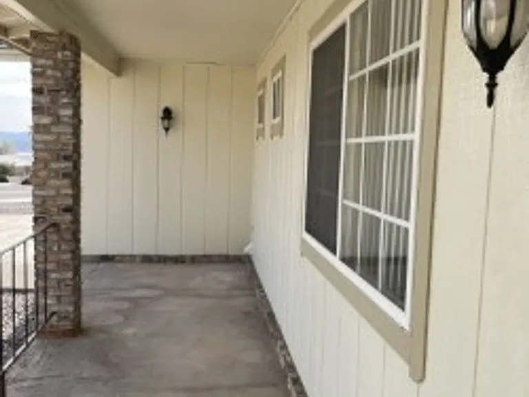 2543 Inverness Dr — Photo 4